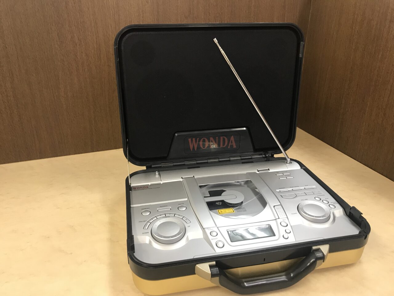 WONDA CDプレーヤー リズムトランク(非売品)